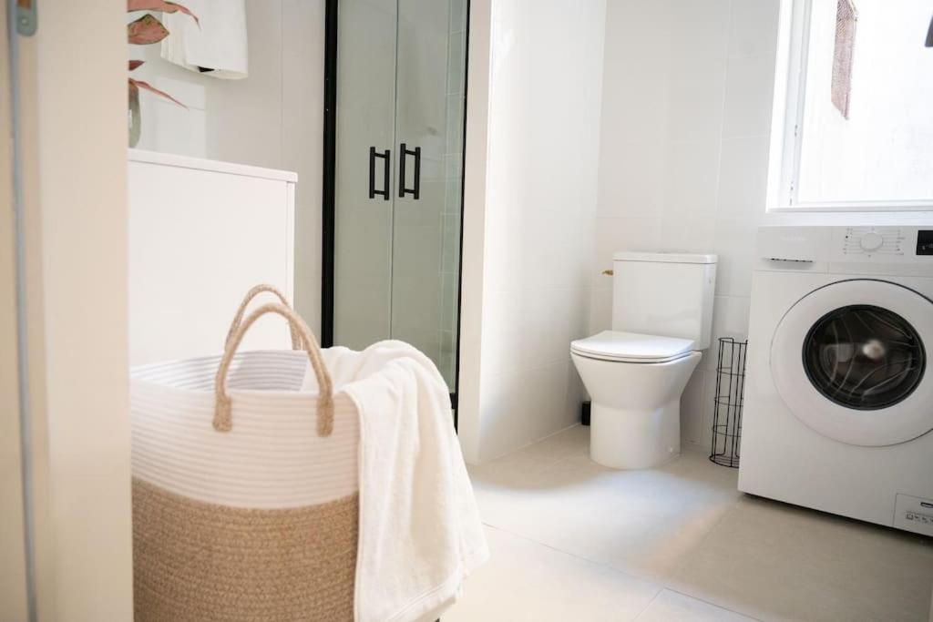 Lou Cabanot - Appartement Lumineux 3 Chambres - Parking Gratuit Béziers Kültér fotó
