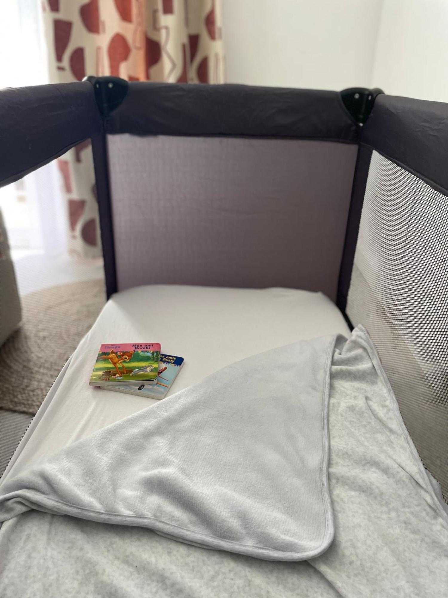 Lou Cabanot - Appartement Lumineux 3 Chambres - Parking Gratuit Béziers Kültér fotó